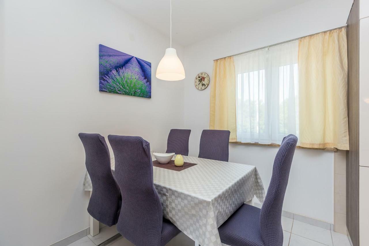 Apartments Marica Skrbčići Bagian luar foto